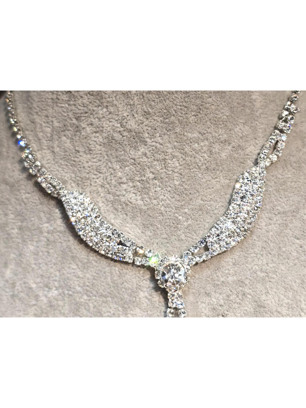 Silver Tone Formal Dramatic Rhinestone Necklace Date Party Christina Collection - Picture 2 of 4